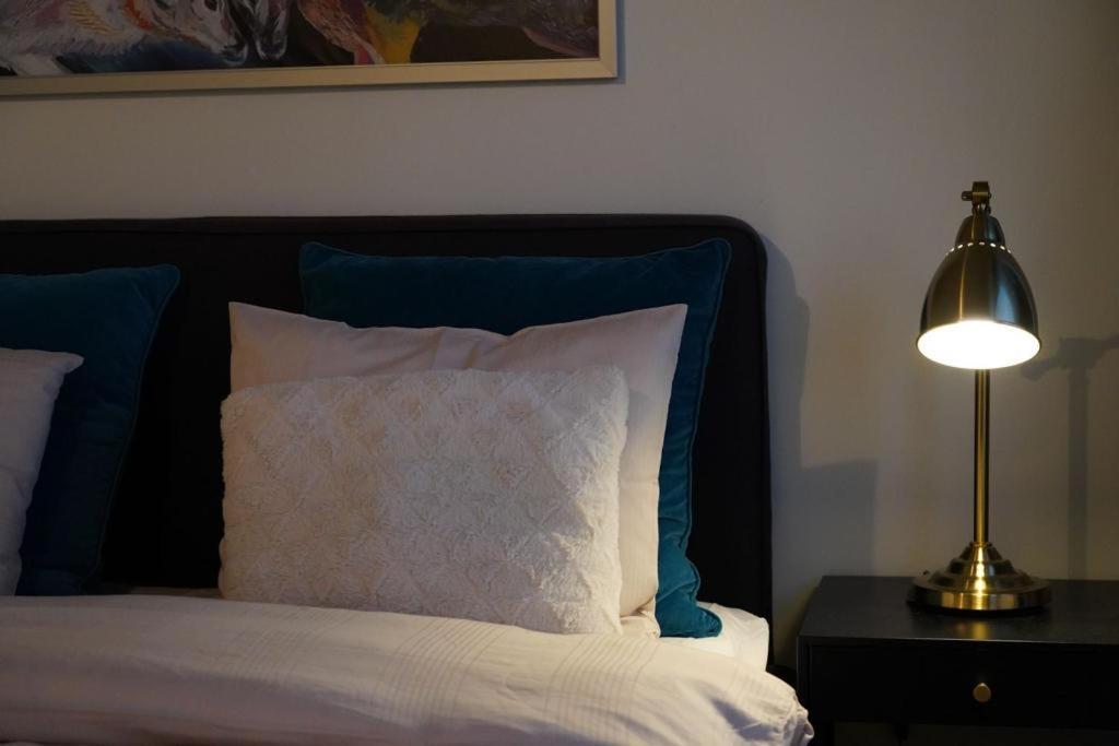Cozy And Bright 2-Bedroom Apartment Washer And Dryer, King Size Bed 로바니에미 외부 사진